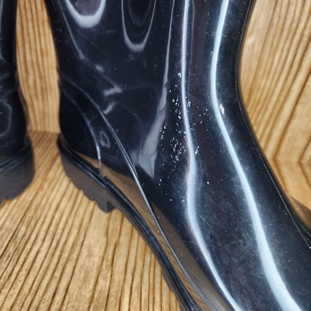 Burberry Women's Black Calf Rain Boot Size 9.5 / 40 - Picture 14 of 17